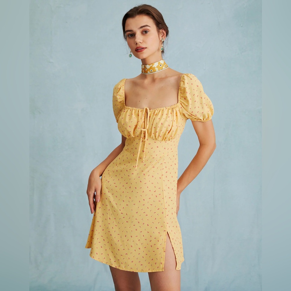 NWT RIHOAS The Yellow Puff Sleeve Floral Ruched Mini Dress